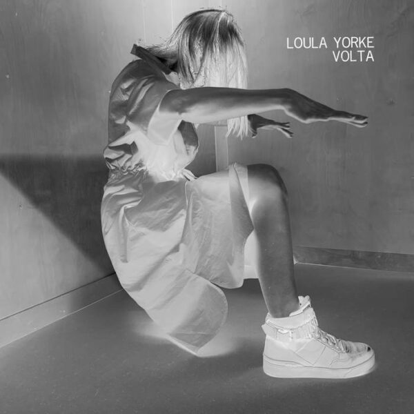 Loula Yorke | analogue synthesist